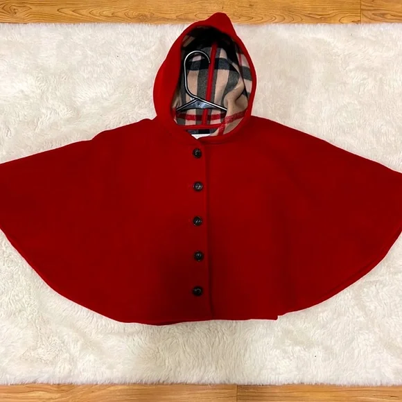Burberry cape with hood hot sale